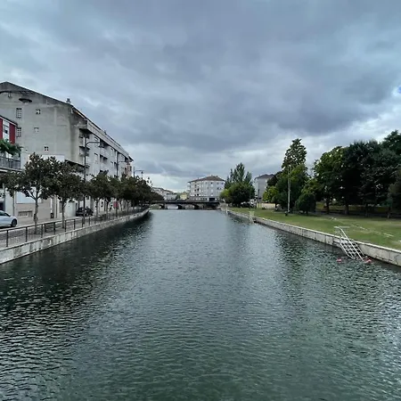 Apartamento Piso Vacacional Familiar En Verín